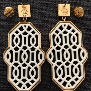 Accessories - Tory Burch Ivory and Gold Earrings Accessories - Tory Burch Ivory and Gold Earrings